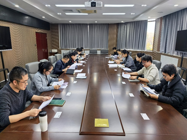 乐鱼官方在线平台入口召开学生工作安全会议